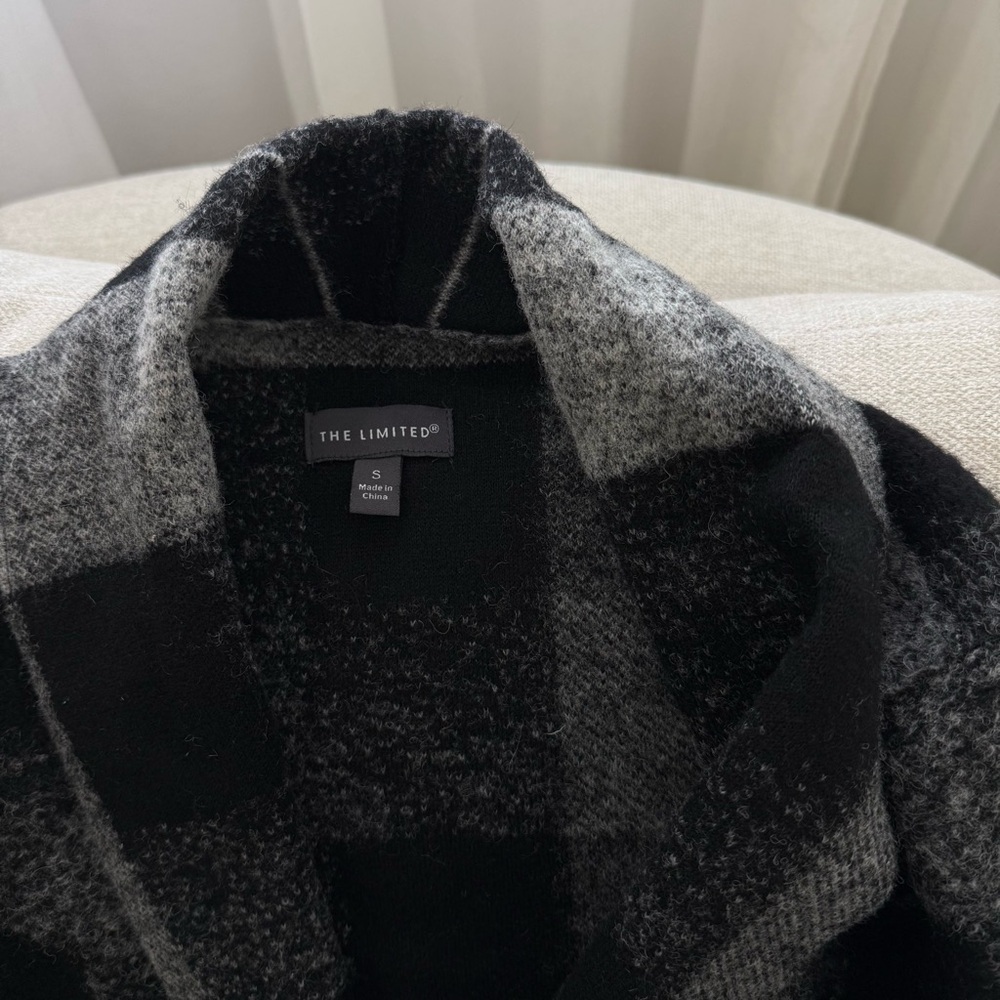 The Limited Sweater Coat in Black Ombré - Picture 3 of 7